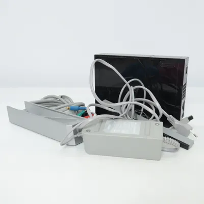 Game console (Black)