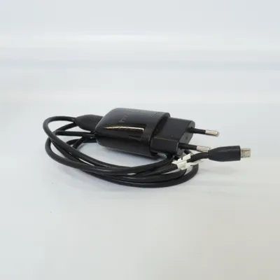 Mobilladdare från HTC