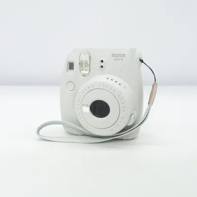 Polaroid camera (Mini 9) from Instax