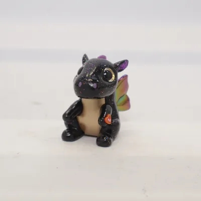 Figurine jouet (Noir, Violet) de Rivs