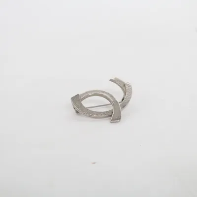 Broche (Argent) Métal inconnu