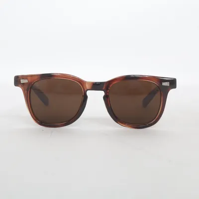 Sunglasses (38207-1AC) from Linda Farrow