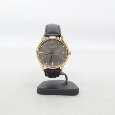 Wristwatch (Black) from Lars Larsen