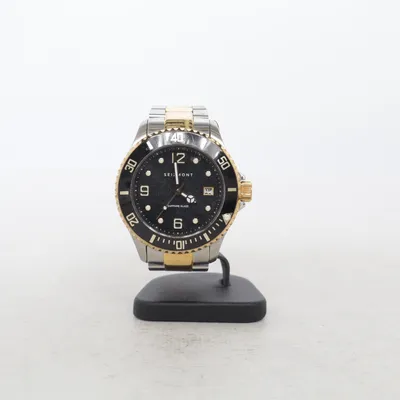 Wristwatch (Silver, Gold, Black) from Seizmont