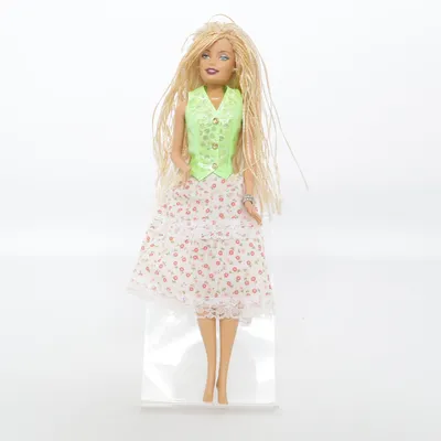 Poupée (Vert, Blanc, Multicolore) de Mattel