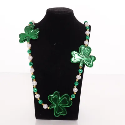 Collier (Vert, Blanc, Or) de Amscan Métal inconnu