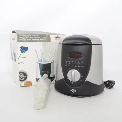 Kit à fondue (Compact Deep Fryer) de ABC