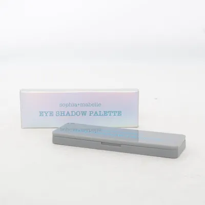 Eyeshadow palette (Après Chic) from Sophia+Mabelle