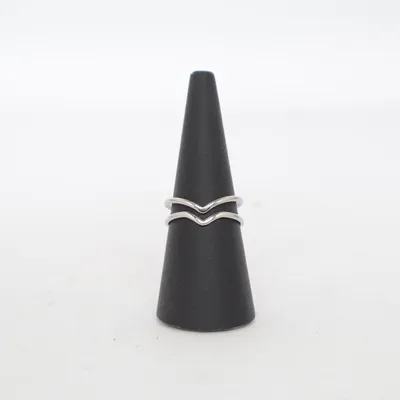 Ring (Silverfärgad) Okänd metall