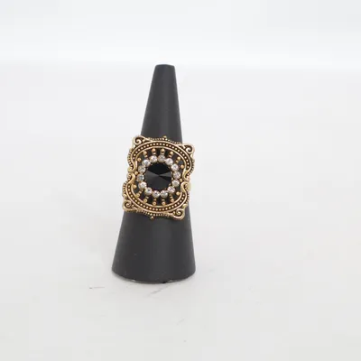 Ring (Guldfärgad, Svart) Okänd metall