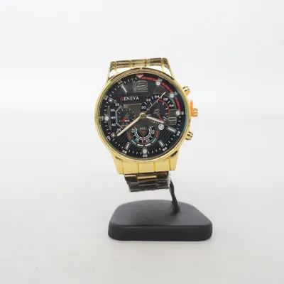 Montre (Or, Noir) de Geneva