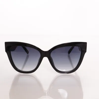 Sunglasses (Black) from Le Specs