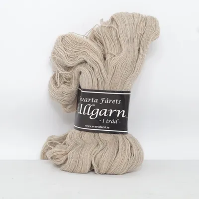 Garn (Ullgarn) från Svarta Fåret