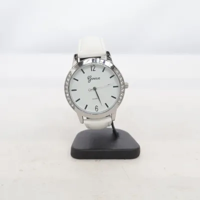 Armbandsur (Vit) från Geneva