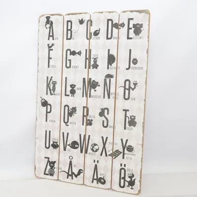 Väggdekoration (Ovanligt fin bokstavstavla tavla barn barnrum ) från Form Living