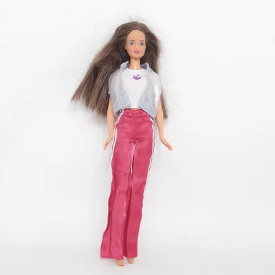 Poupée (Rose, Argent, Blanc) de Mattel