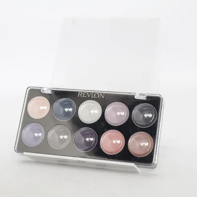 Øjenskygge palette (Silver Tinsels 02) fra Revlon
