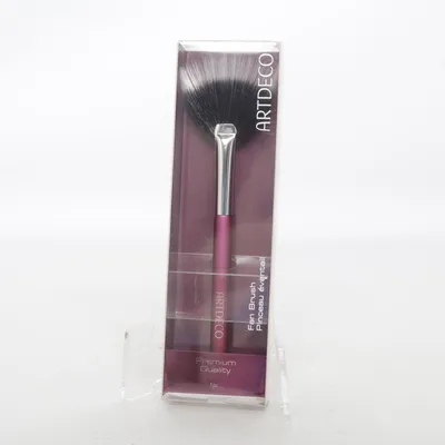 Sminkborste (Fan Brush) från Artdeco