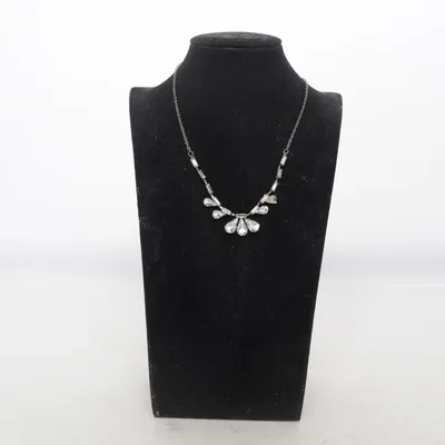 Halsband (Silverfärgad) från Flame Okänd metall