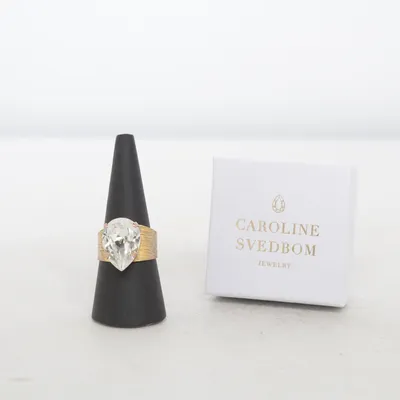 Ring (Guldfärgad) från Caroline Svedbom Okänd metall