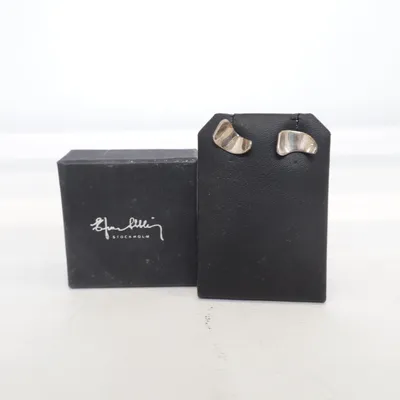 Örhängen (Silverfärgad) från Efva Attling Okänd metall