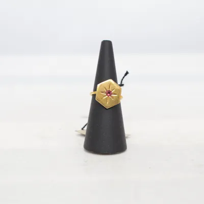 Ring (Guldfärgad) från Natura Okänd metall