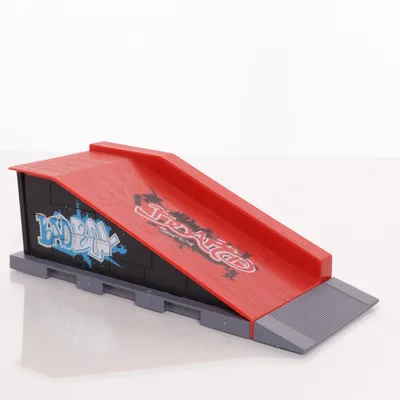 Skateboard (Rood, Zwart, Grijs)