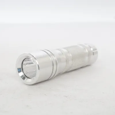 Lampe de poche (Argent) de Varta