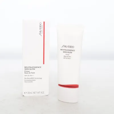 Primer (Revitalessence Skin Glow) från Shiseido