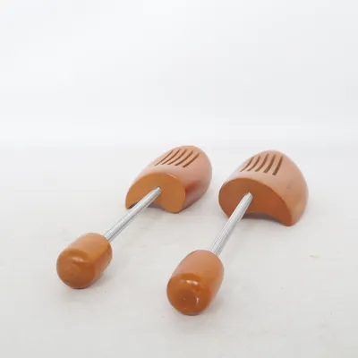 Shoe tree (Brown)