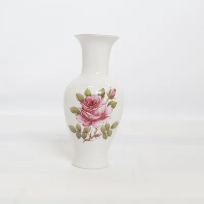 Vase (White, Multicolored) from Hacker