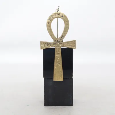 Pendant (Gold) Unknown metal