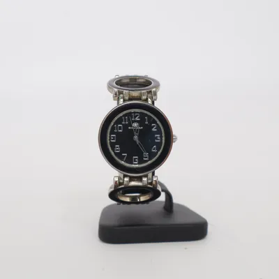 Wristwatch (Black, Silver) from Dilligaf