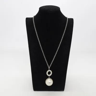Halsband (Silverfärgad, Vit) från Snö of Sweden Okänd metall