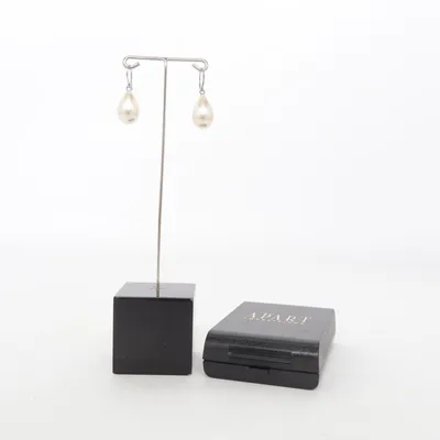 Oorbellen (Beige, Wit) van Apart Impressions Onbekend materiaal