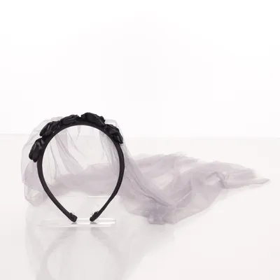 Costume accessories (Black, Gray)