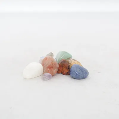 Decorative stones (Halbedelsteine)