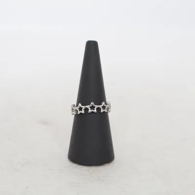 Ring (Silverfärgad) Okänd metall