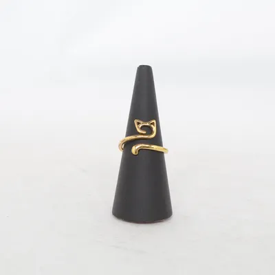 Ring (Guldfärgad) Okänd metall
