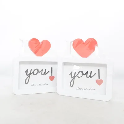 Frame (White, Red, Black) from Arti Casa