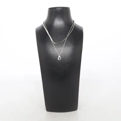 Halsband (Silverfärgad) Okänd metall