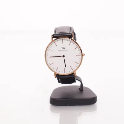 Armbandsur (Svart, Vit, Guldfärgad) från Daniel Wellington