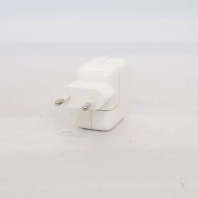 Adapter (A1357) från Apple