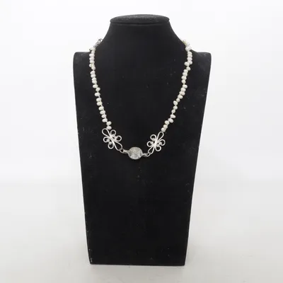 Halskette (Weiß, Silber) von Snö of Sweden Unbekanntes Metall