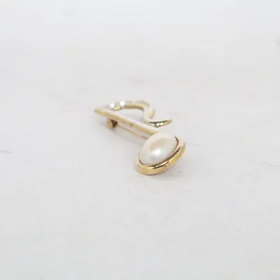 Brooch (Gold) Unknown metal