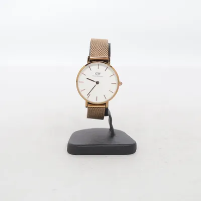 Wristwatch (Classic B28R01) from Daniel Wellington