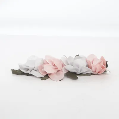 Brooch (Pink, Gray, Multicolored) Unknown metal