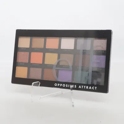 Øjenskygge palette (Opposites Attract) fra Elf
