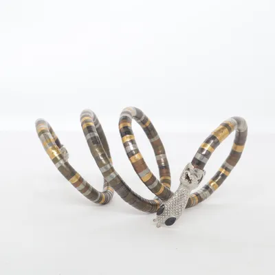 Brassard (Marron, Argent, Or) Métal inconnu