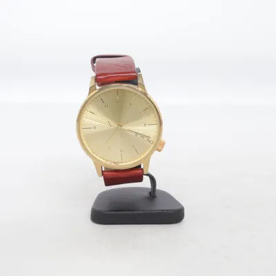Wristwatch (The Winston) from Komono
